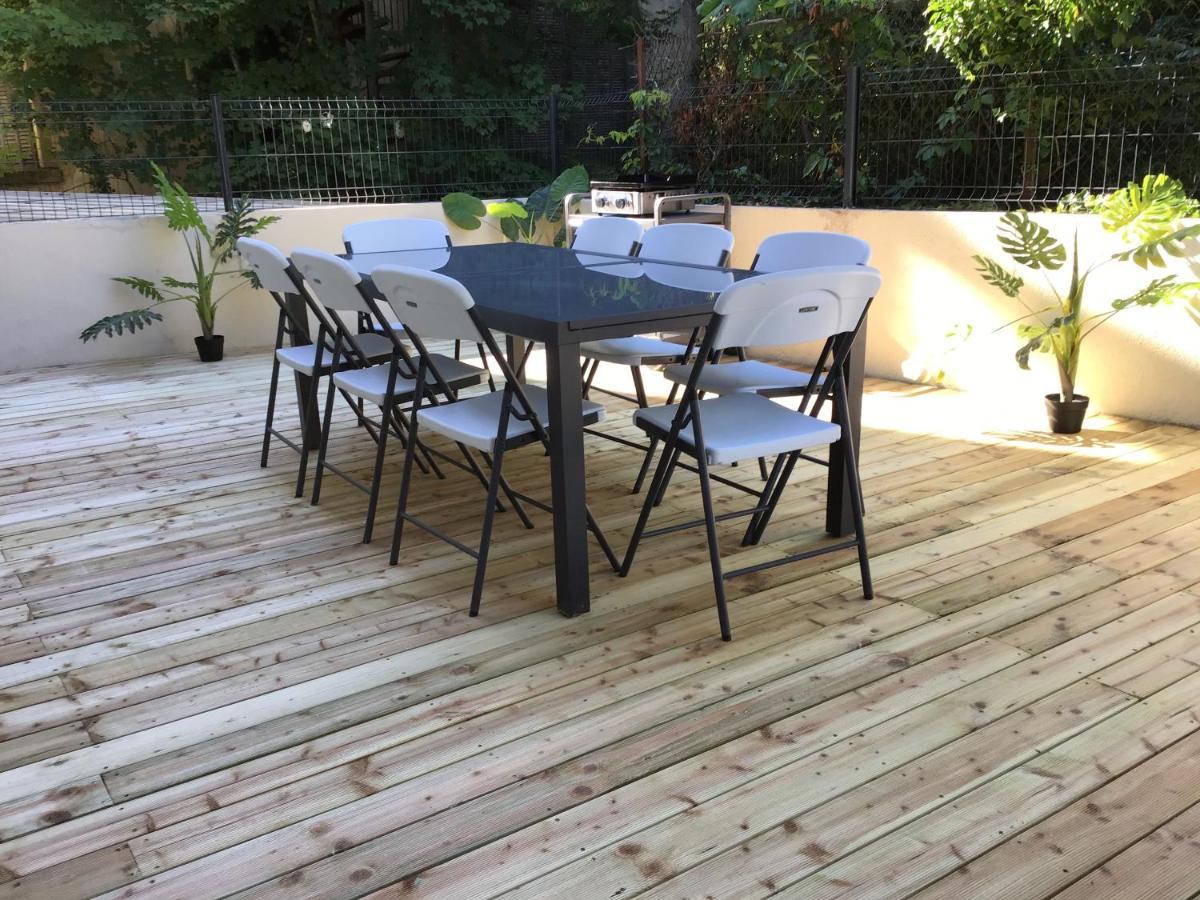 Magnifique T4 Avec Terrasse A Saint-Nectaire - 8 Pers Apartment Luaran gambar